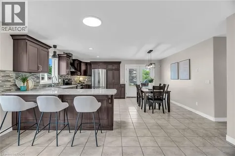 830 Revland Drive Tecumseh ON N8N 5B2