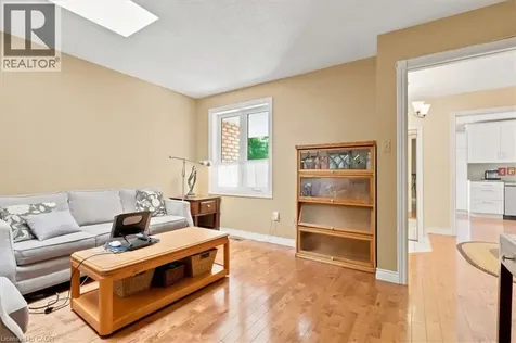 75 Beasley Crescent Cambridge ON N1T 1P5