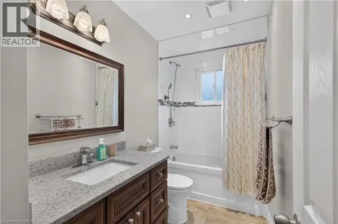 28 Boston Crescent Hamilton ON L8T 4N2