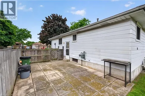 28 Boston Crescent Hamilton ON L8T 4N2