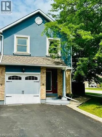 395 Maidstone Crescent Oakville ON L6M 1C1