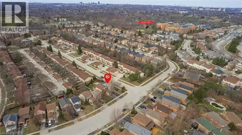 395 Maidstone Crescent Oakville ON L6M 1C1