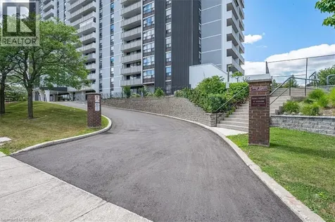 2055 Upper Middle Road Burlington ON L7P 3P4