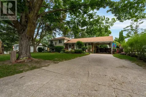 82 Fourth Street Orillia ON L3V 4B8
