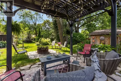 82 Fourth Street Orillia ON L3V 4B8