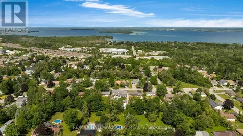 82 Fourth Street Orillia ON L3V 4B8