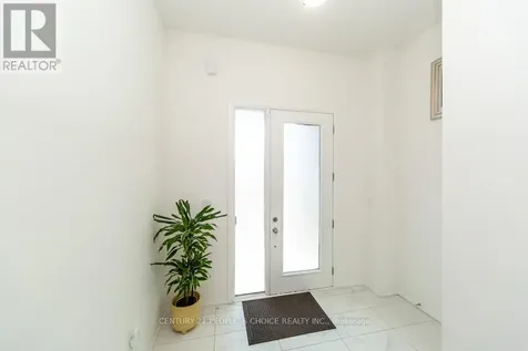 162 Ogston Crescent Whitby ON L1P 0H3