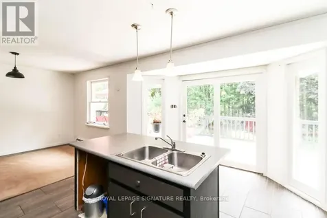 1729 Mosley Street Wasaga Beach ON L9Z 1Z8
