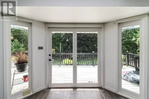 1729 Mosley Street Wasaga Beach ON L9Z 1Z8