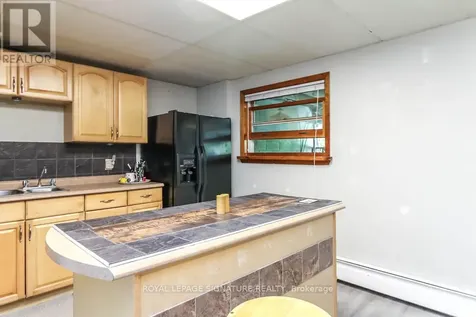 1729 Mosley Street Wasaga Beach ON L9Z 1Z8