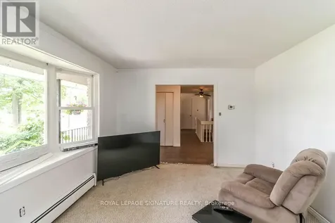 1729 Mosley Street Wasaga Beach ON L9Z 1Z8