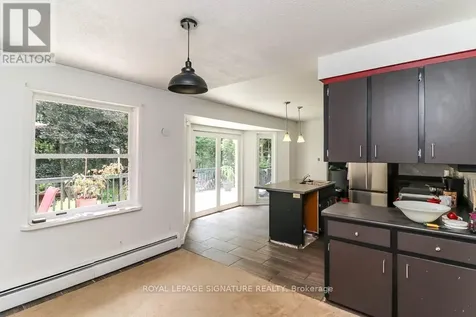 1729 Mosley Street Wasaga Beach ON L9Z 1Z8