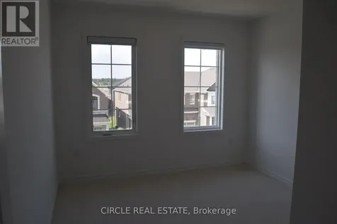 116 Ennerdale Street Barrie ON L9J 1A5