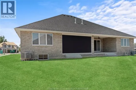 73 Belleview Drive Cottam ON N0R 1B0