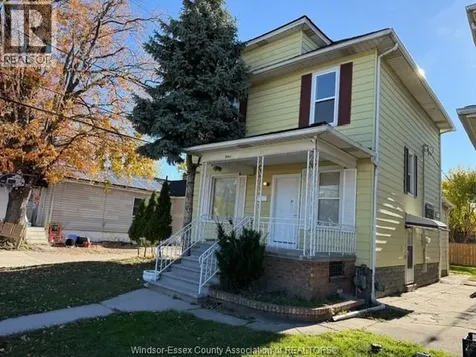 941 Cataraqui Windsor ON N9A 3P7