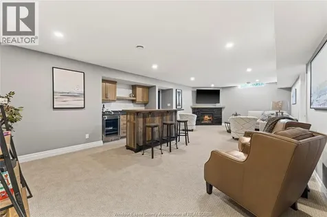 72 Redwood Avenue Cottam ON N0R 1B0