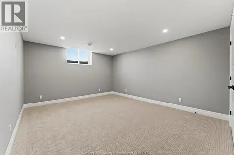 72 Redwood Avenue Cottam ON N0R 1B0