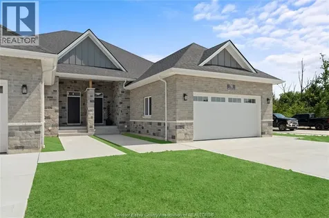 75 Belleview Drive Cottam ON N0R 1B0