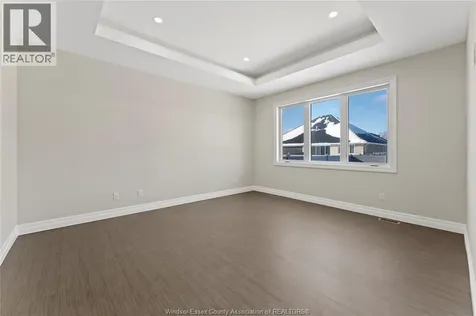 75 Belleview Drive Cottam ON N0R 1B0