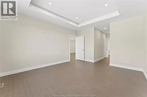75 Belleview Drive Cottam ON N0R 1B0