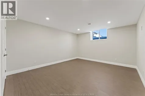 75 Belleview Drive Cottam ON N0R 1B0