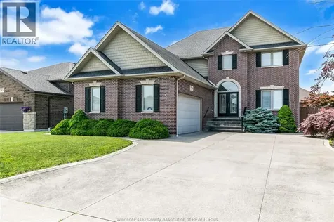 2259 St. Patrick's Windsor ON N9B 3Y4