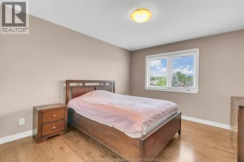 2259 St. Patrick's Windsor ON N9B 3Y4