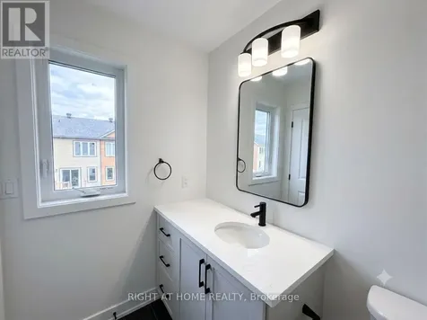 75 Whitcomb Crescent Smiths Falls ON K7A 0C1