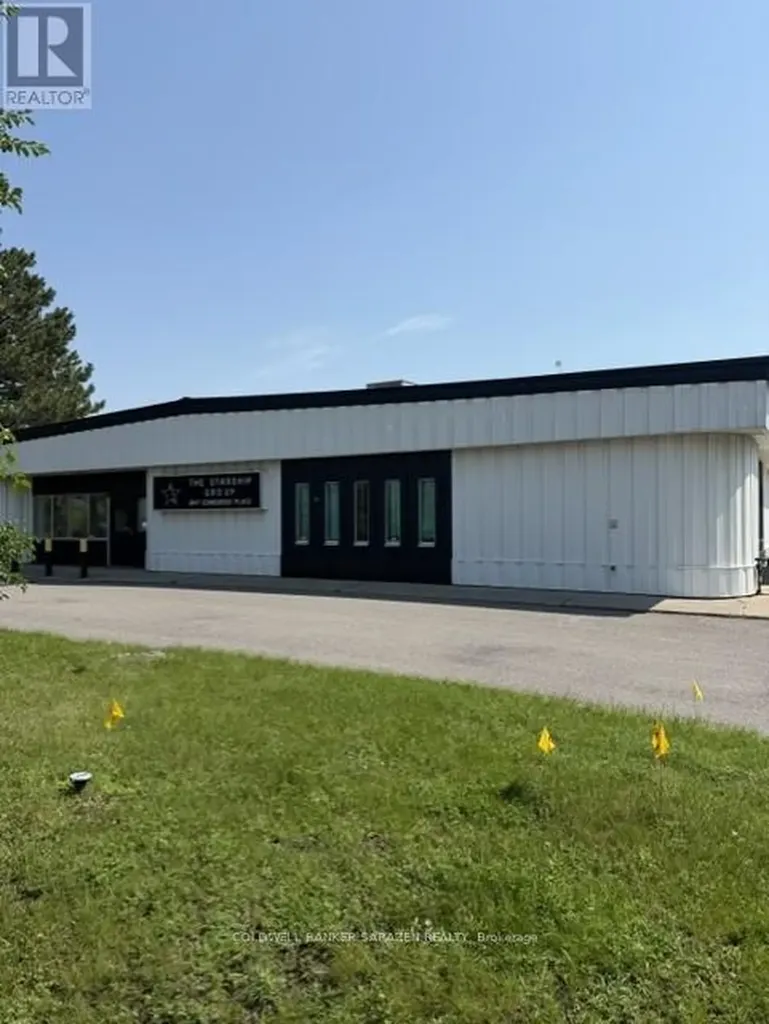 2617 Edinburgh Place Ottawa ON K1B 5M1