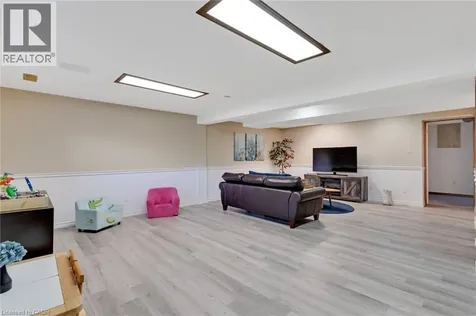7 Blue Heron Court Woolwich ON N3B 1S6
