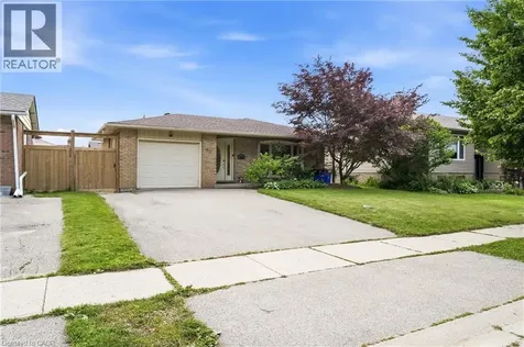 30 Greenwood Trail Brantford ON N3R 6G5