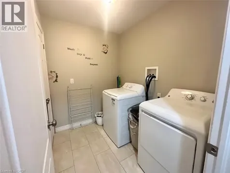 42 St Paul Avenue Brantford ON N3T 4E6