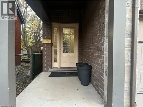 42 St Paul Avenue Brantford ON N3T 4E6