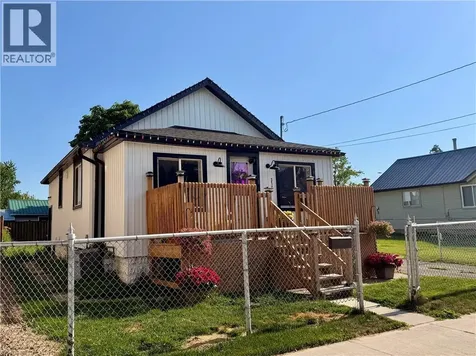 314 Broadway Welland ON L3C 5L9