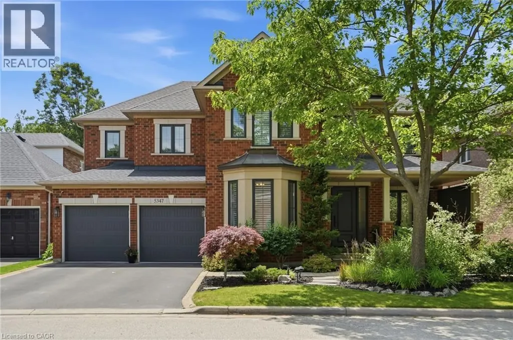 5347 Jameson Crescent Burlington ON L7L 6Z1
