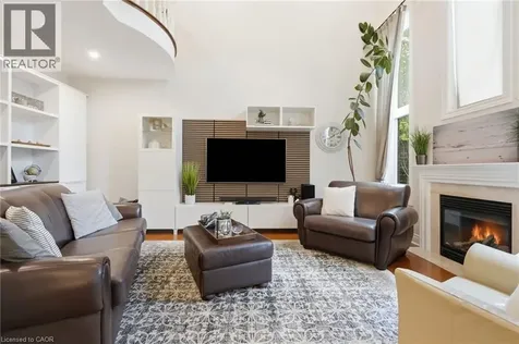 5347 Jameson Crescent Burlington ON L7L 6Z1