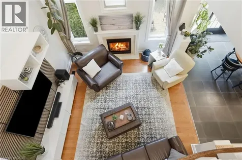 5347 Jameson Crescent Burlington ON L7L 6Z1