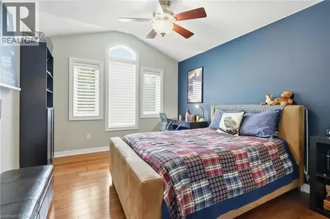 5347 Jameson Crescent Burlington ON L7L 6Z1