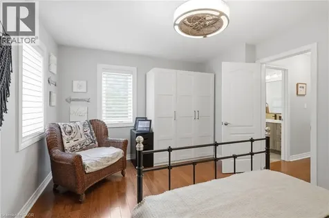 5347 Jameson Crescent Burlington ON L7L 6Z1