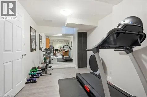 5347 Jameson Crescent Burlington ON L7L 6Z1