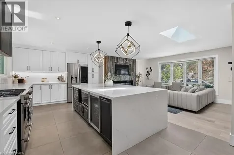 9 Leslie Drive Hamilton ON L8G 2P6
