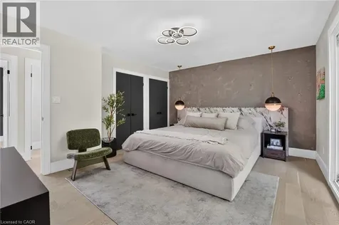 9 Leslie Drive Hamilton ON L8G 2P6