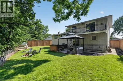 9 Leslie Drive Hamilton ON L8G 2P6