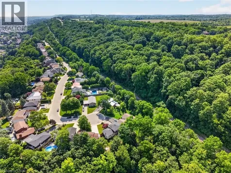 9 Leslie Drive Hamilton ON L8G 2P6