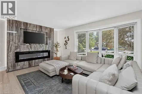 9 Leslie Drive Hamilton ON L8G 2P6