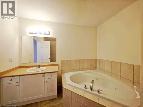 52 Meadowridge Street Kitchener ON N2P 0E2