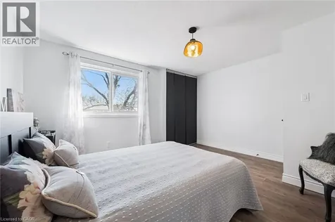 224 Harvard Place Waterloo ON N2J 4G2