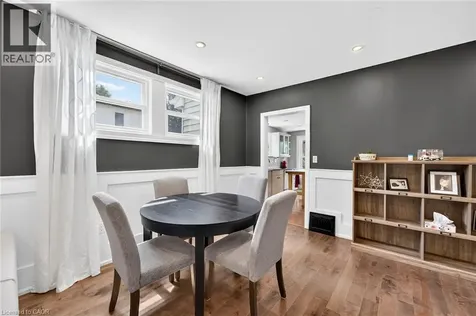 16 Witherspoon Street Dundas ON L9H 2C6