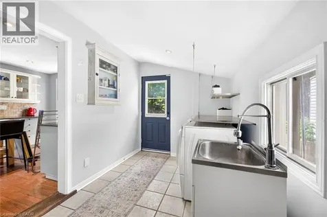 16 Witherspoon Street Dundas ON L9H 2C6