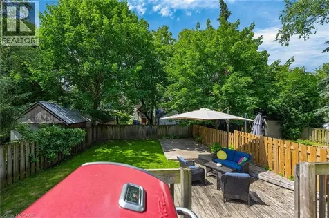 16 Witherspoon Street Dundas ON L9H 2C6